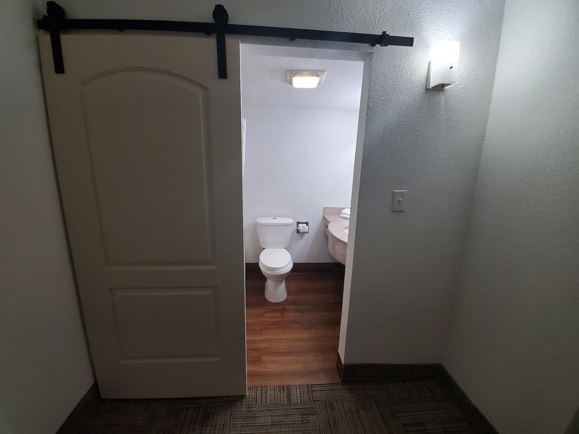 Royal Inn Hotel Indianapolis Bagian luar foto