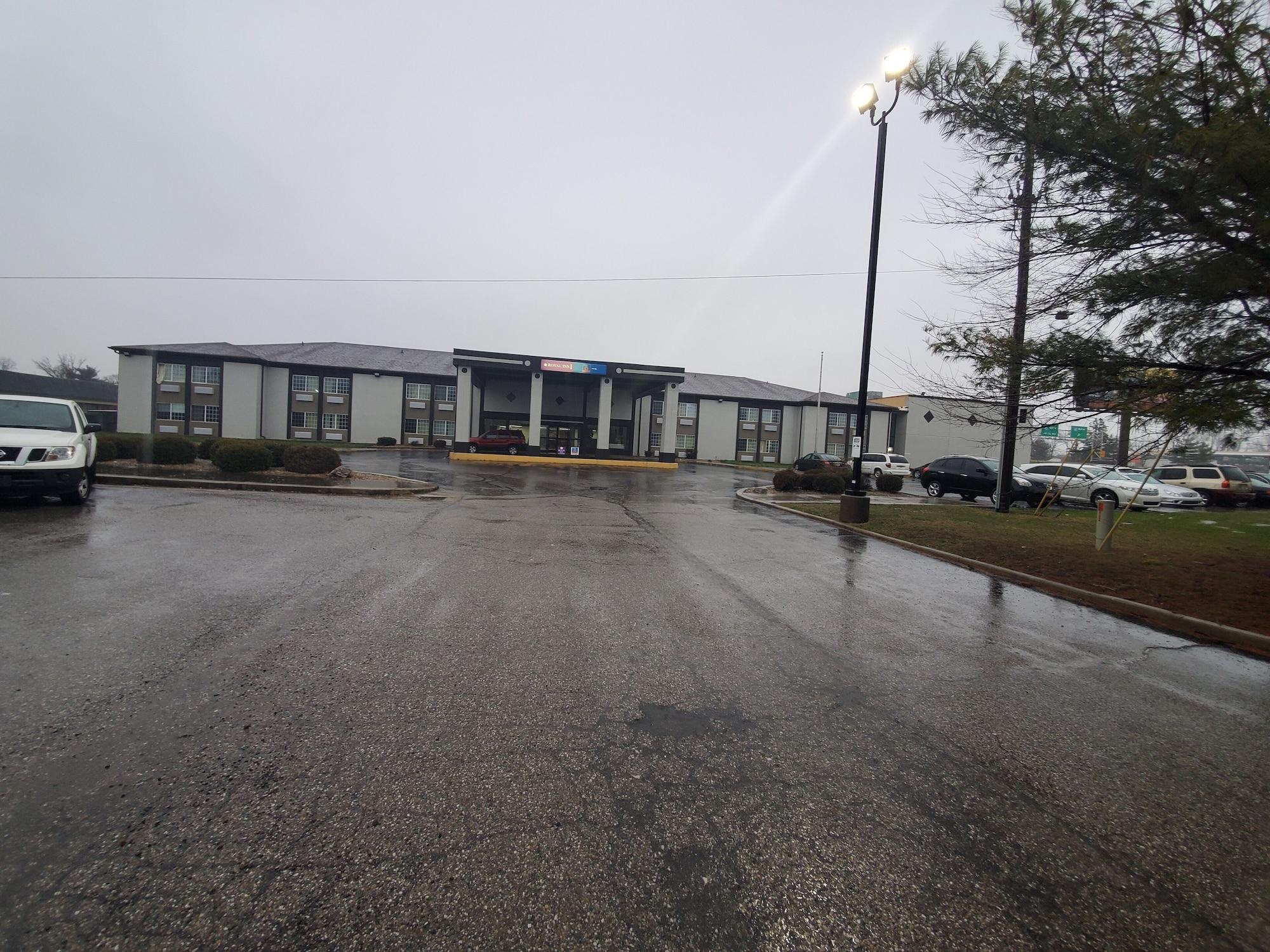 Royal Inn Hotel Indianapolis Bagian luar foto