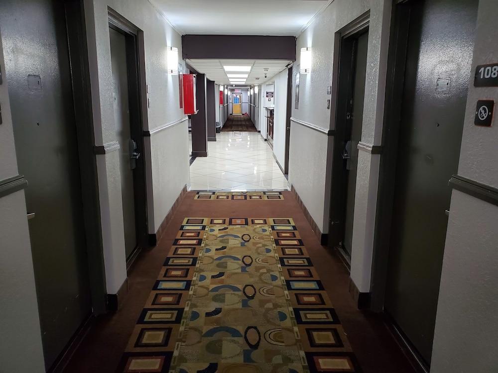 Royal Inn Hotel Indianapolis Bagian luar foto