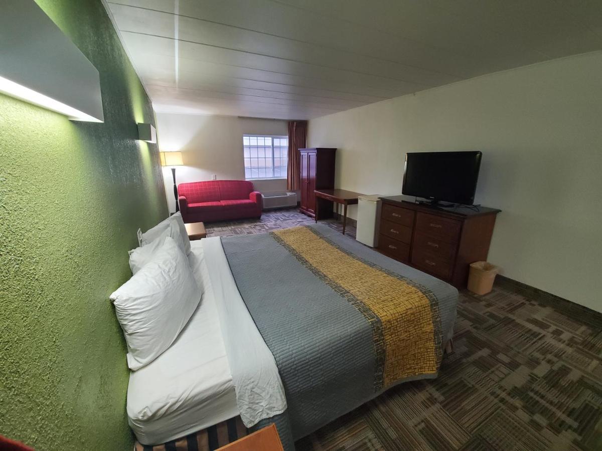 Royal Inn Hotel Indianapolis Bagian luar foto