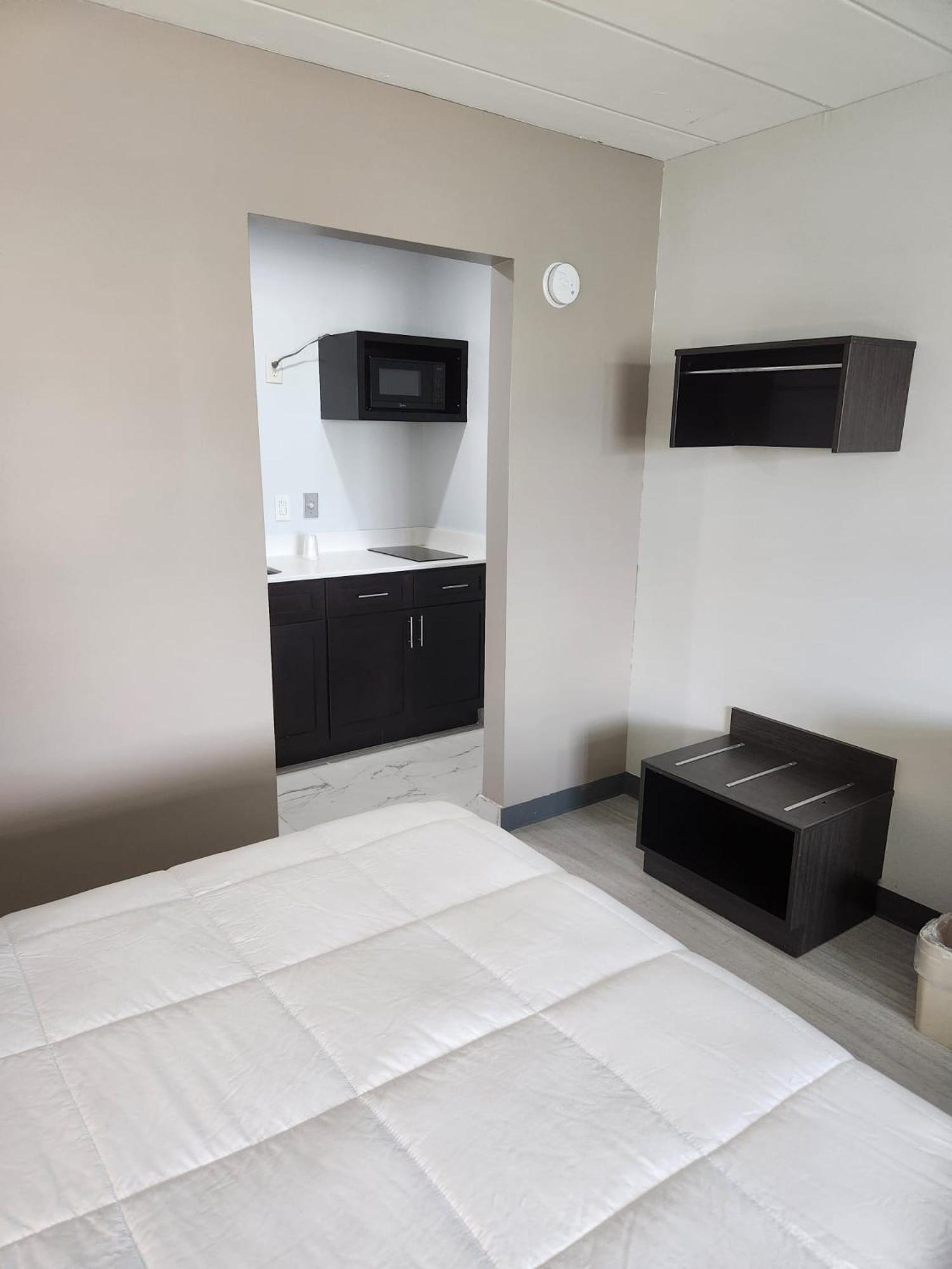 Royal Inn Hotel Indianapolis Bagian luar foto